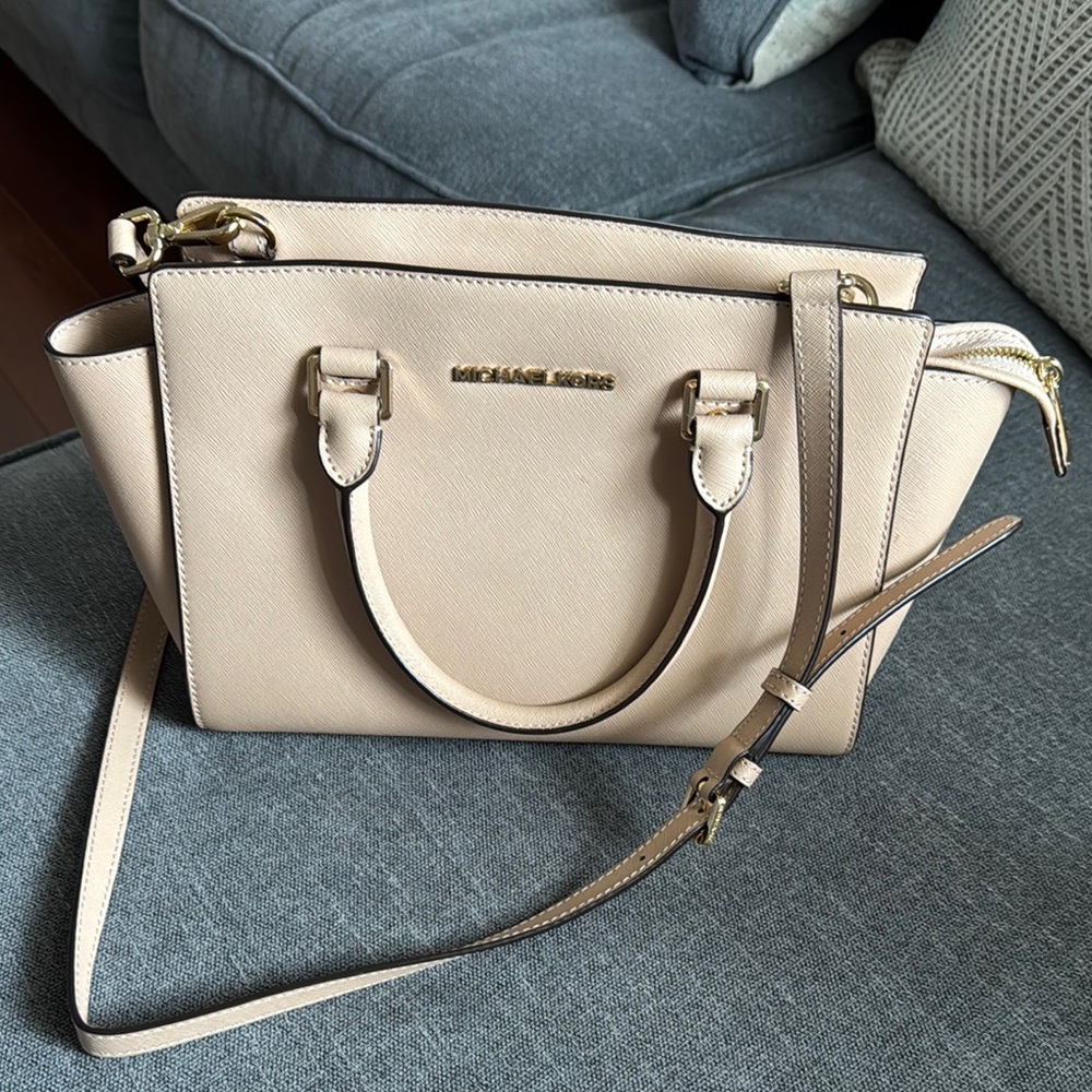 Michael Kors Satchel bag with Adjustable Strap